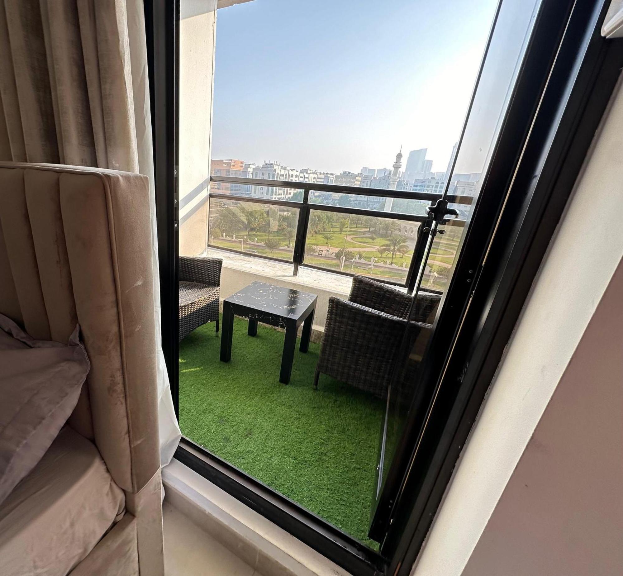 Wonder Balcony - Heart Of Abu Dhabi